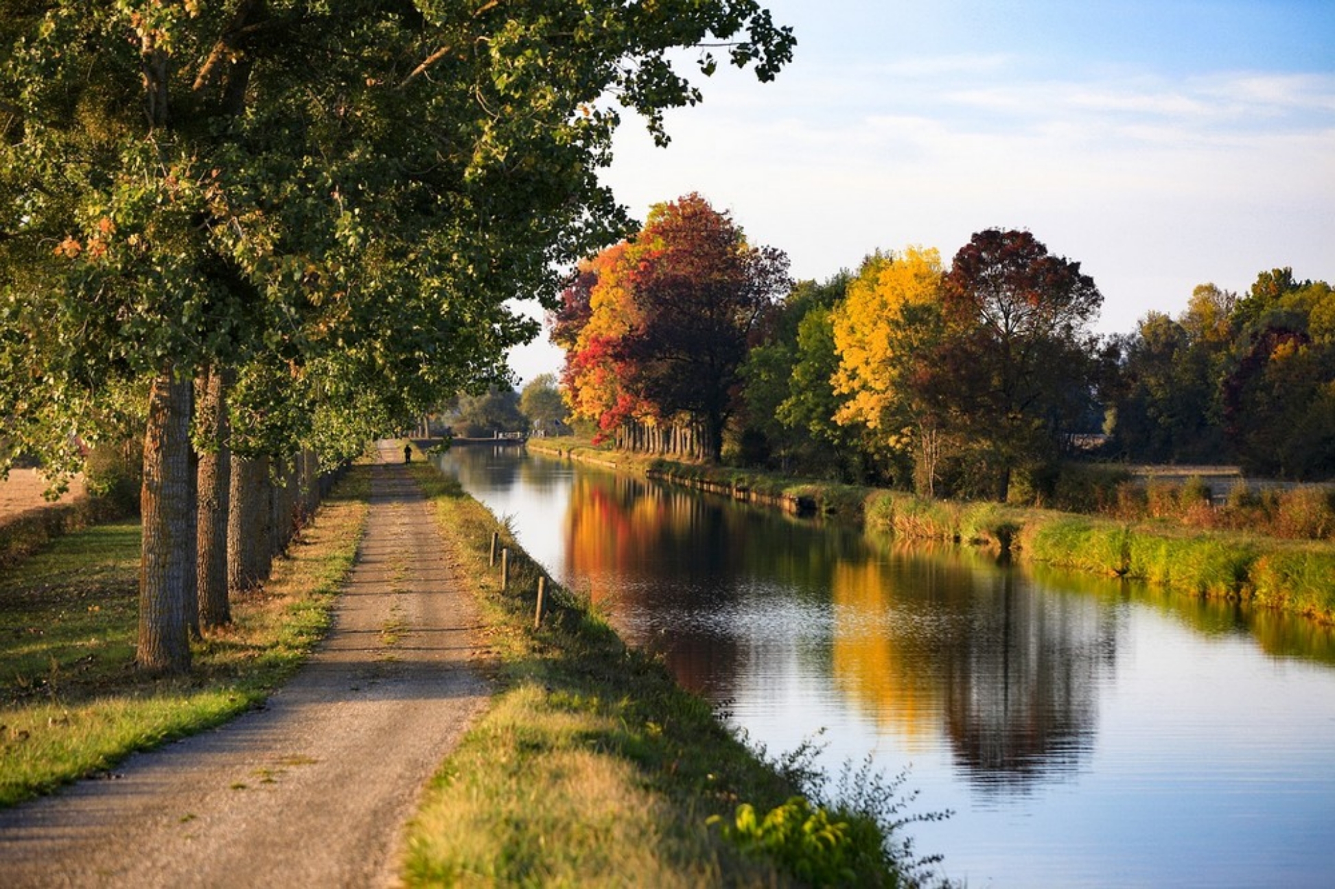 Découvrez les trésors naturels et historiques de Bourgogne à pied et à vélo